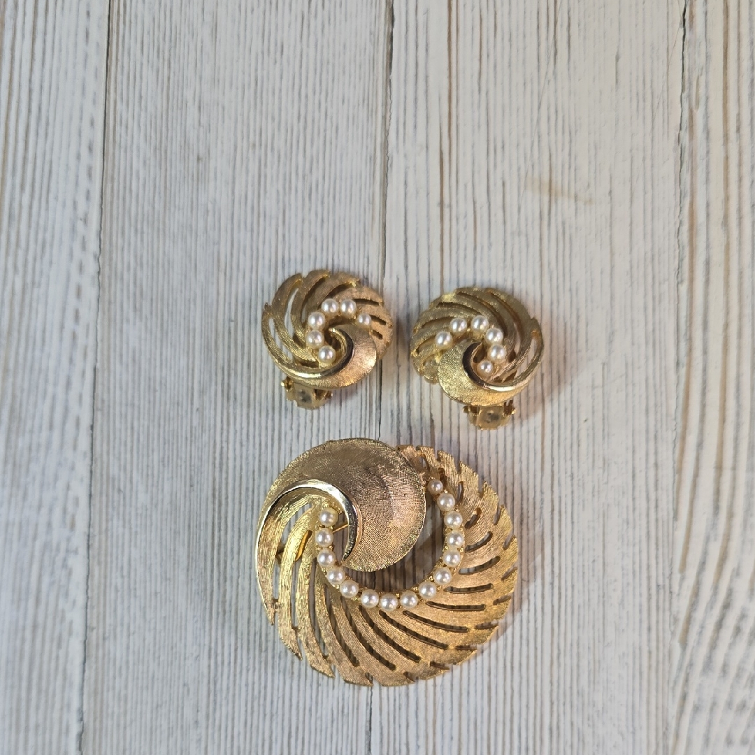 Signed Ultra Brooch & Earring Set
